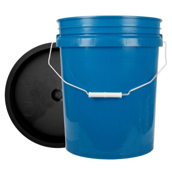 World Enterprises Bucket, 12 in H, Chevron and Black 5CHBLU,345BLK - main